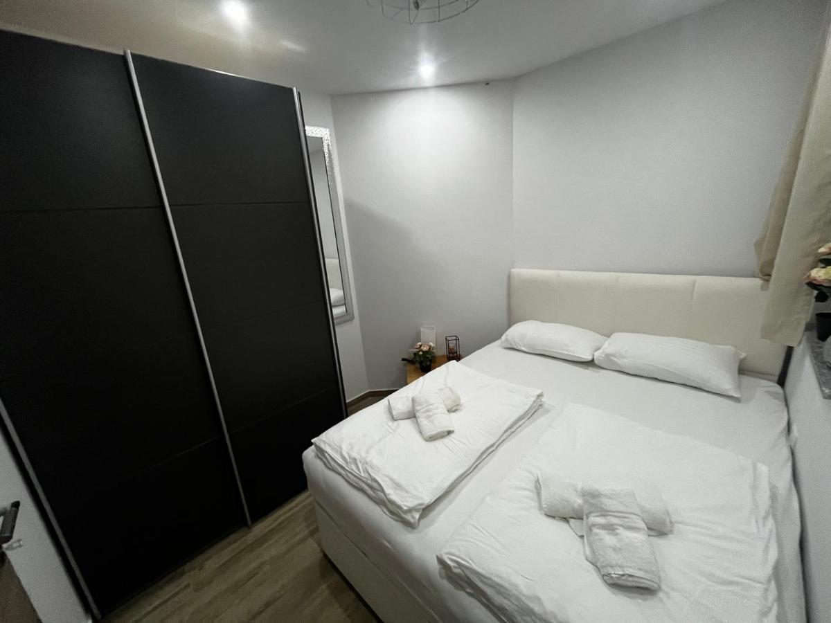Active Chillax Oasis Apartments Ankaran Exterior foto